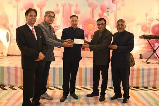 Founder Donor cheque of ₹21,000/- was presented by Shri Sandeep Anand Soni to the Trustees.